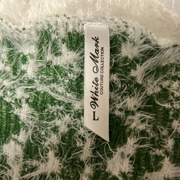 White Mark sweater white and green size L, like new - Picture 7 of 9